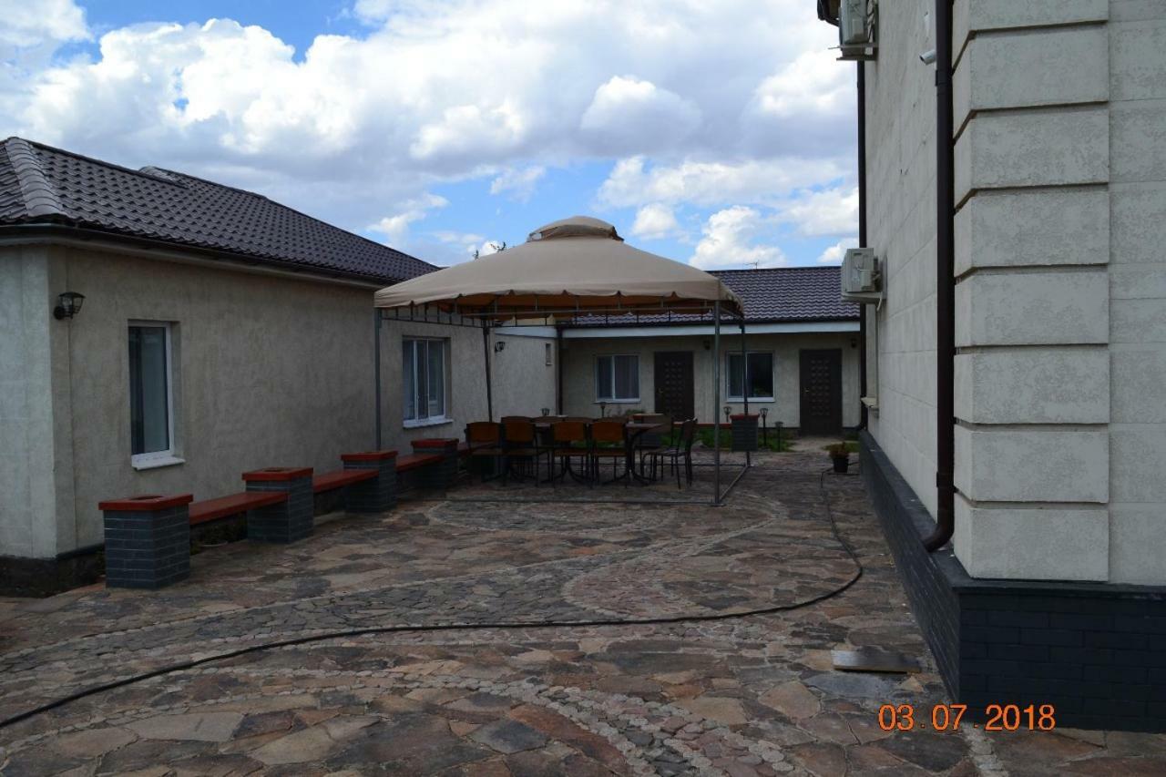 Family Hotel Balqash Exterior photo