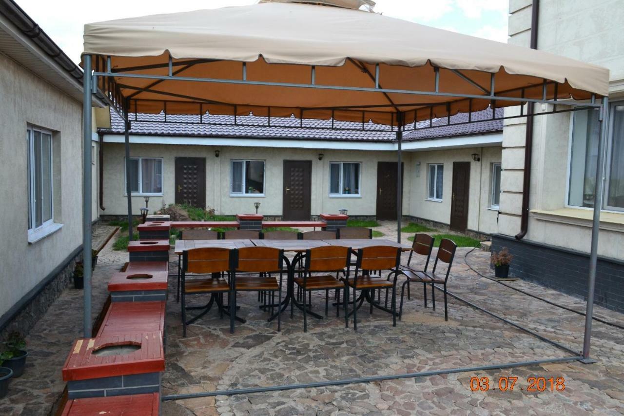 Family Hotel Balqash Exterior photo